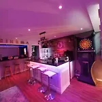 Valadares House * Corroios