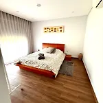 Valadares House