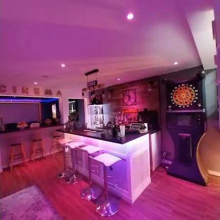 Valadares House * Corroios