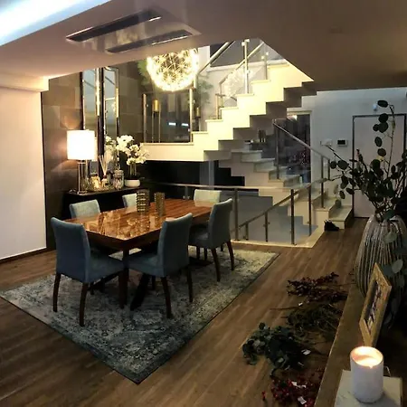 Valadares House Holiday home Corroios