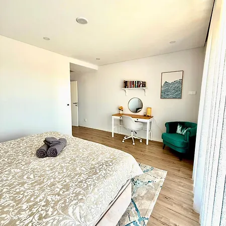 Valadares House Semesterbostad Corroios