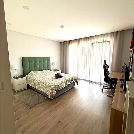 Valadares House Semesterbostad