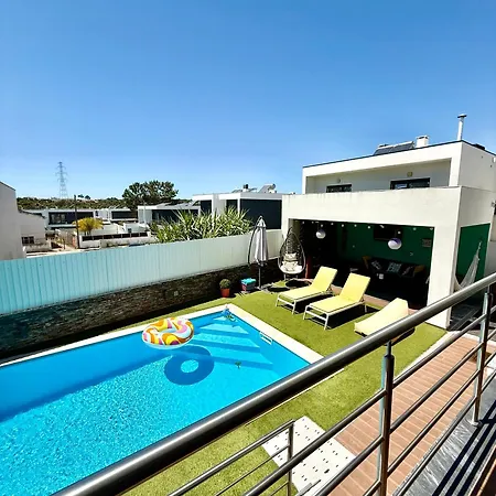 Valadares House Corroios